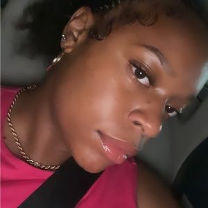 Meet your Posher, Kalleyah